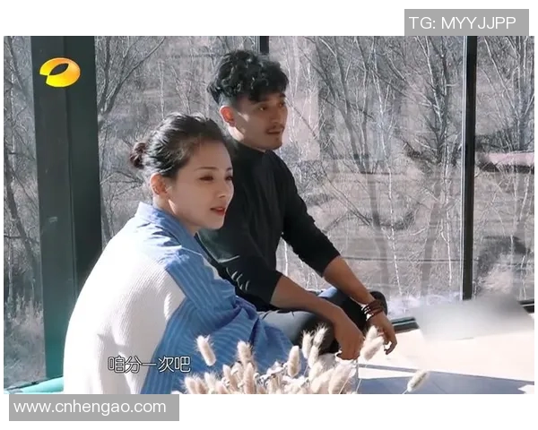 姚明与刘涛亲密合照展现友谊瞬间引发网友热议与赞美